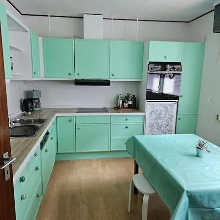 Grosse Am Waldrand Apartment